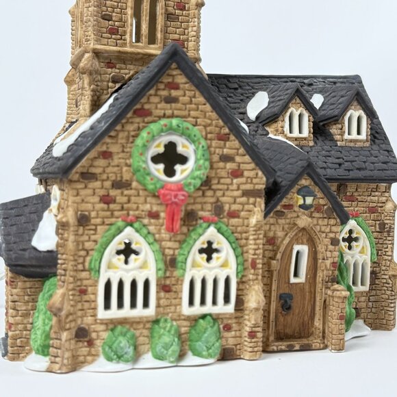 Dept 56 Dickens Village Knottinghill Church Lighted Porcelain Building - Picture 8 of 13